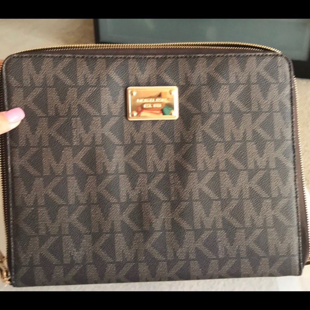 Michael Kors Tablet Case
